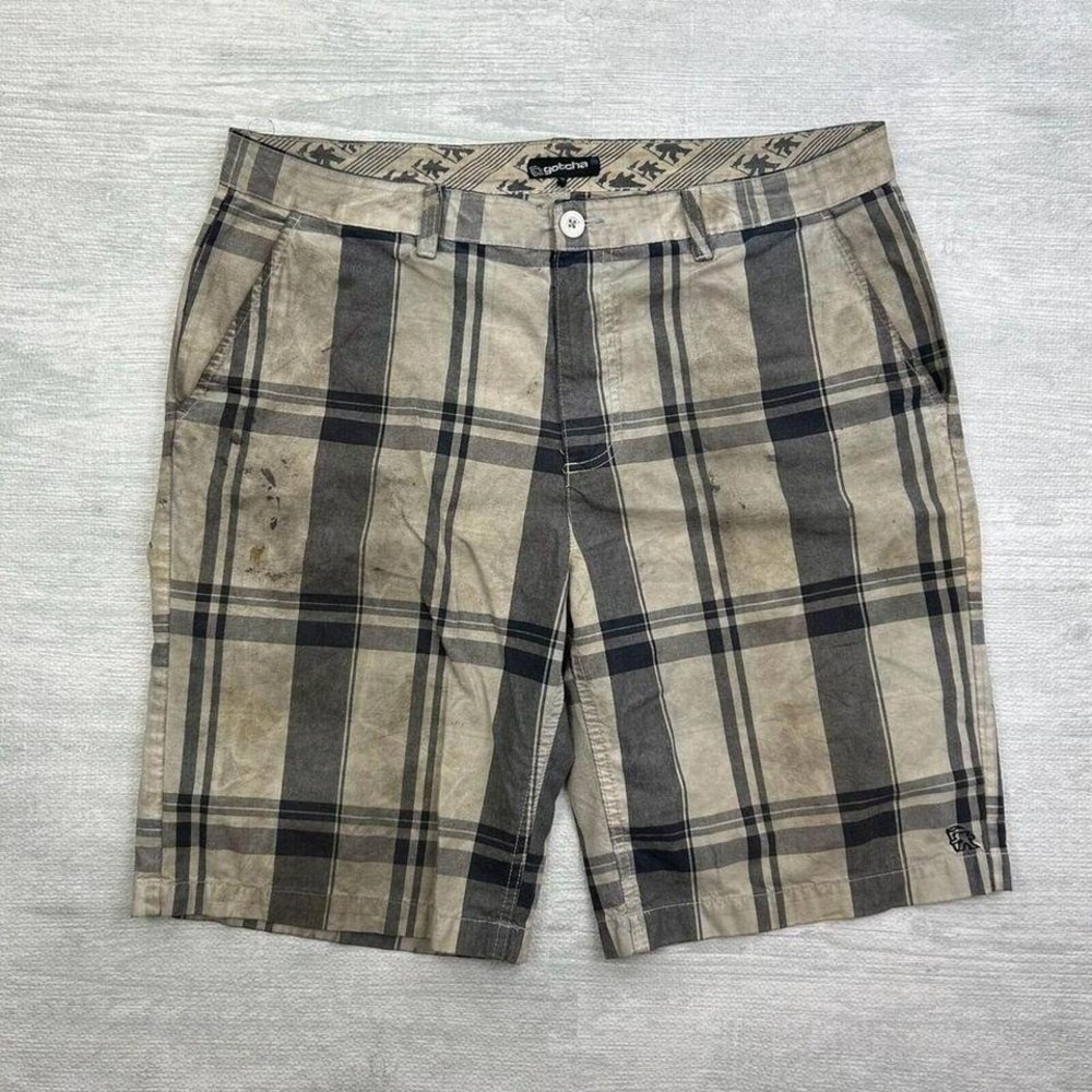 Vintage GOTCHA Shorts Mens 36 Beige Plaid Cotton Surf Skate Beach